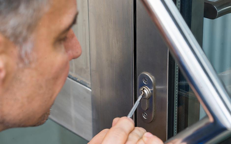 personnalisé serrurier prix changement serrure Paris 4